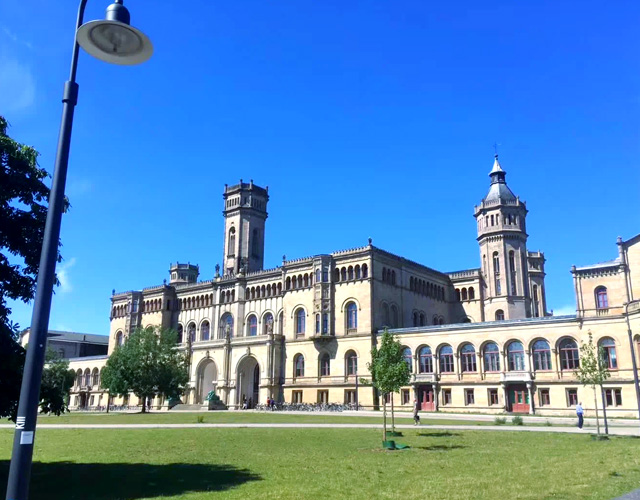 哥廷根-莱布尼茨汉诺威大学